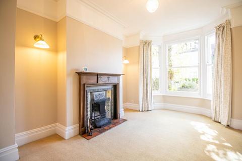 3 bedroom end of terrace house to rent, St Andrews Road, Cambridge