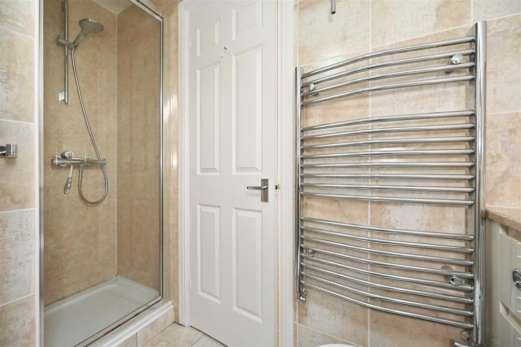 En Suite Shower Room