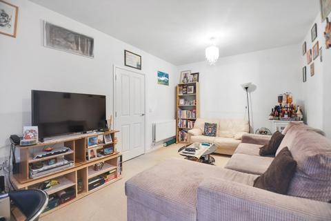 3 bedroom apartment for sale, at Chaplin House, All Saints Road, London W3