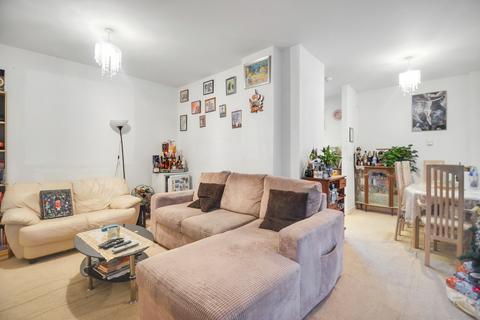 3 bedroom apartment for sale, at Chaplin House, All Saints Road, London W3