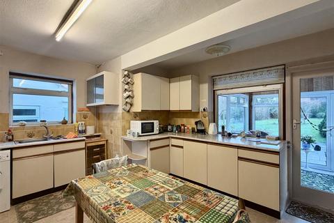 3 bedroom house for sale, Headbrook, Kington