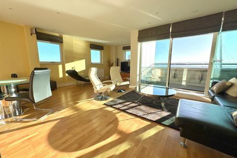 2 bedroom apartment for sale, The Quay, Poole, BH15