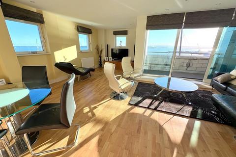 2 bedroom apartment for sale, The Quay, Poole, BH15