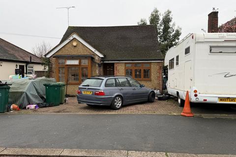 undefined, Station Crescent, Ashford TW15