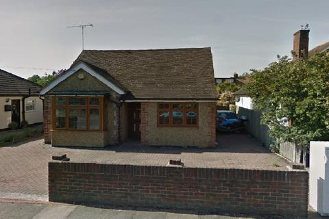 undefined, Station Crescent, Ashford TW15