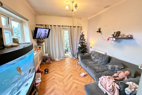 undefined, Station Crescent, Ashford TW15