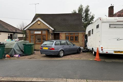 7 bedroom detached bungalow for sale, Station Crescent, Ashford TW15