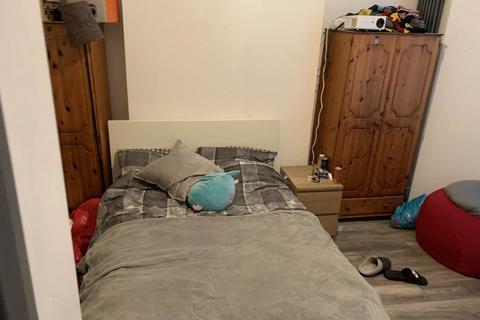 2 bedroom flat to rent, Glynrhondda Street, Cathays,
