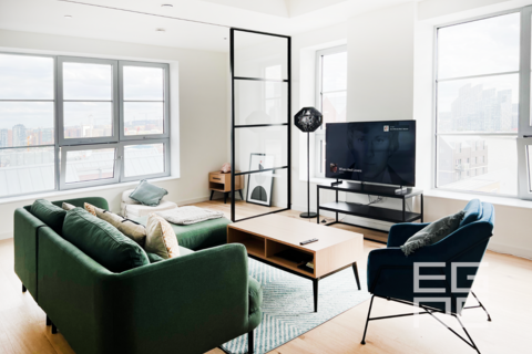 2 bedroom flat for sale, Douglass Tower, London E14