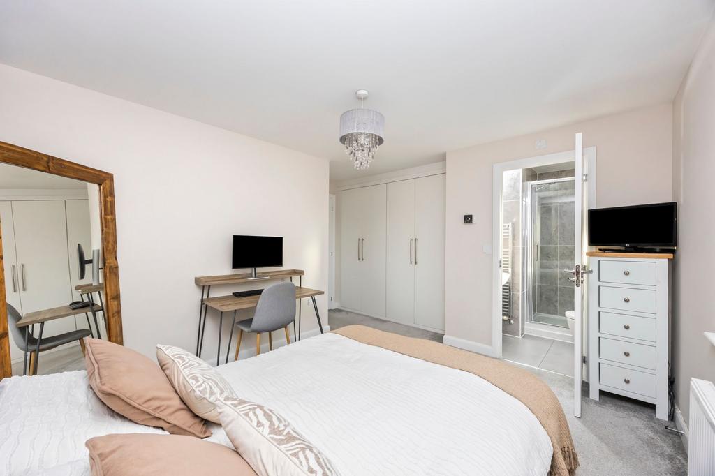 Main bedroom