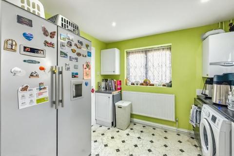 undefined, Tickfield Avenue, Southend-on-sea, SS2 6
