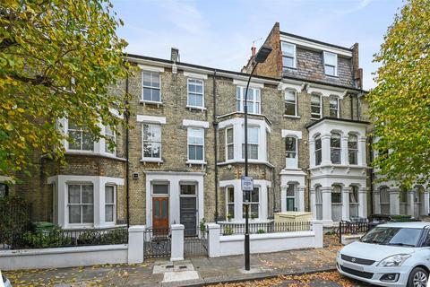 Westwick Gardens, London W14