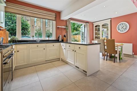 undefined, Westwick Gardens, London W14