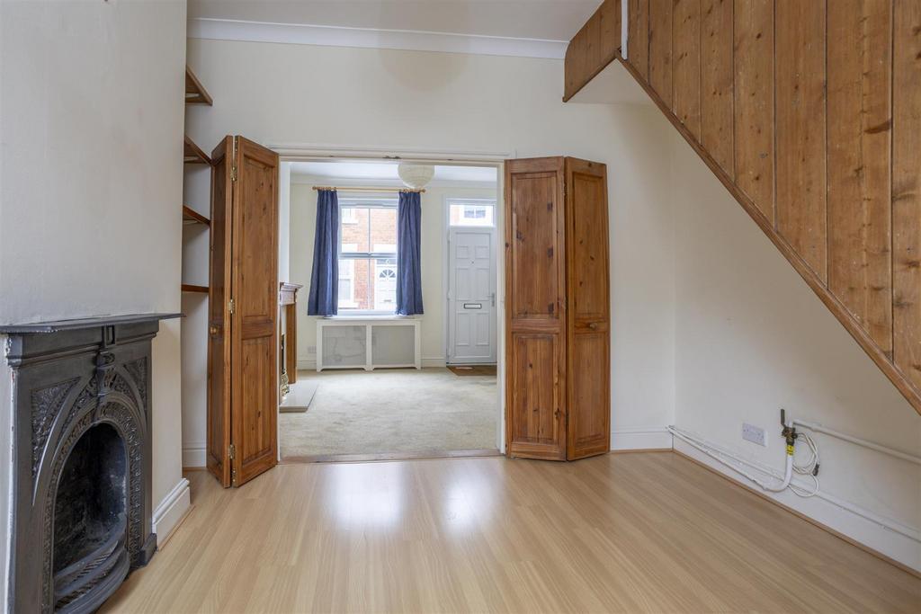 12 Smales Street 13.jpg