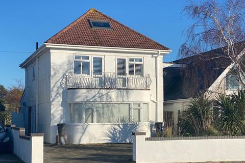 4 bedroom detached house for sale, Lake Drive, Hamworthy, Poole, BH15