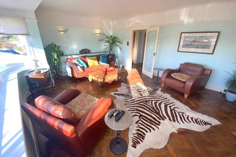 4 bedroom detached house for sale, Lake Drive, Hamworthy, Poole, BH15