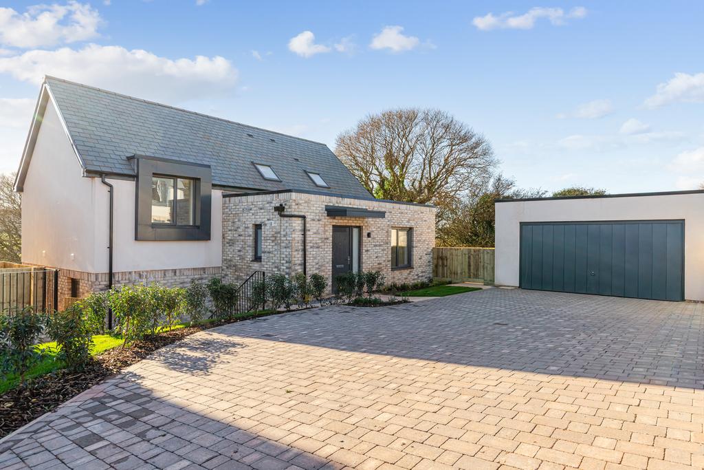 A01 - 5 Blackthorn Way, Chillington - 251117