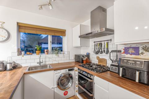 3 bedroom semi-detached house for sale, Hazel Crescent, Kidlington, OX5