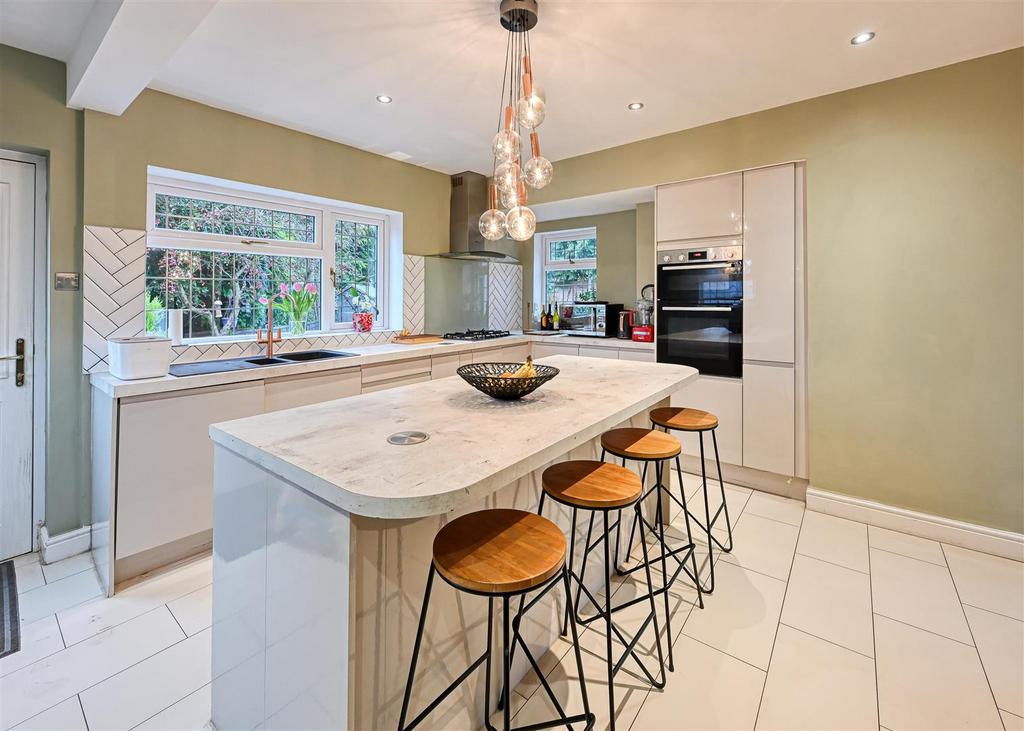 14 Heath Hill Road-3.jpg