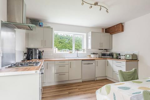2 bedroom detached bungalow for sale, London Road, Halesworth