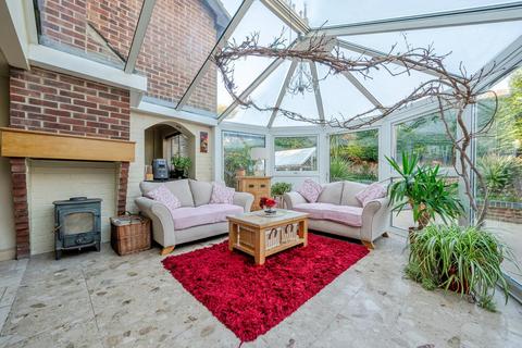 4 bedroom detached house for sale, Kenilworth Drive, Eastleigh
