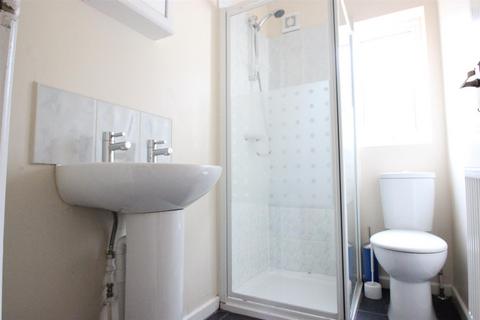 2 bedroom flat to rent, Cowley Road, Oxford