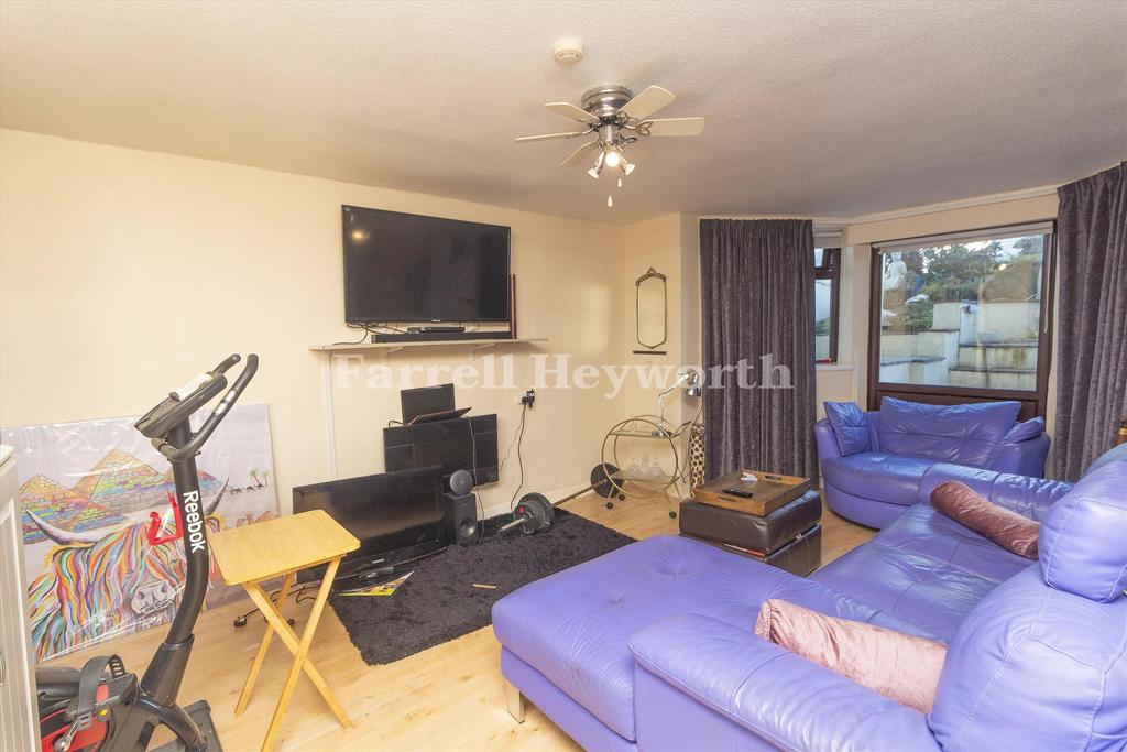 Basement Flat Lounge