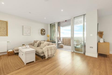 2 bedroom flat for sale, Greyhound Parade, Earlsfield, London, SW17