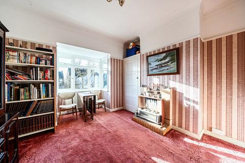 3 bedroom apartment for sale, Finchley Road, Westcliff-on-Sea, Essex
