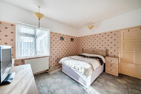 3 bedroom apartment for sale, Finchley Road, Westcliff-on-Sea, Essex