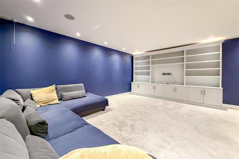 undefined, Green Lawns Close, Harpenden, Hertfordshire, AL5