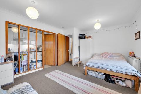 Studio to rent, Celestial Gardens, London SE13