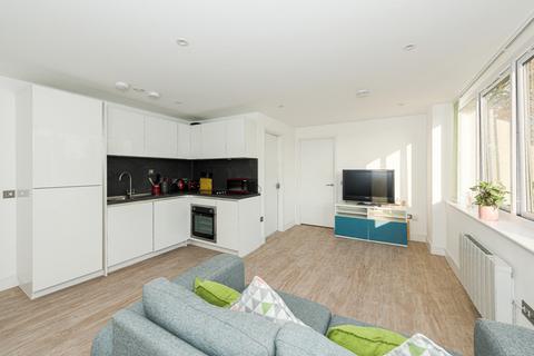 1 bedroom apartment for sale, Ashtead Village