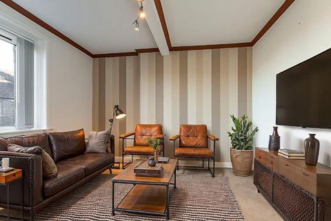 undefined, 15a The Green, Selkirk TD7 5AA