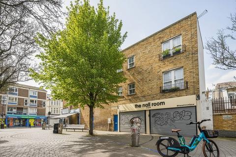 2 bedroom flat for sale, 3 Gladstone Place, London E3