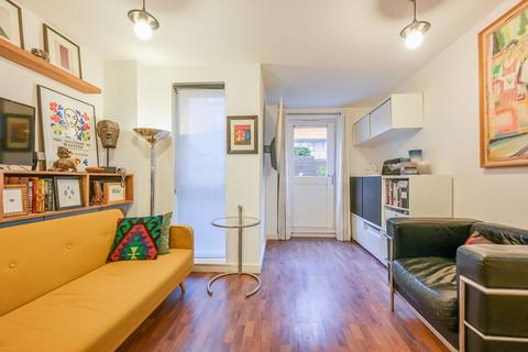 2 bedroom flat for sale, 3 Gladstone Place, London E3