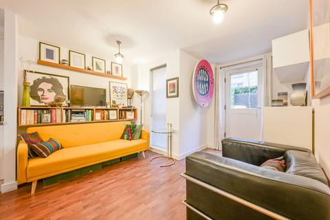 2 bedroom flat for sale, 3 Gladstone Place, London E3