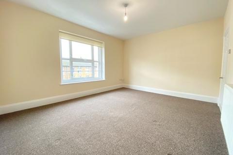 2 bedroom flat to rent, Arthur Street, Aldershot, GU11