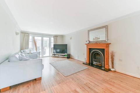 undefined, Water Mead, Coulsdon, Chipstead, CR5