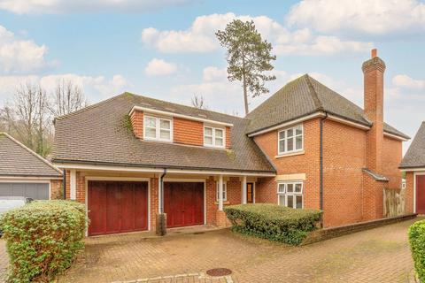 undefined, Water Mead, Coulsdon, Chipstead, CR5