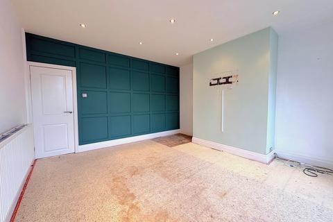 2 bedroom terraced house for sale, Maze Street, Bolton, BL3