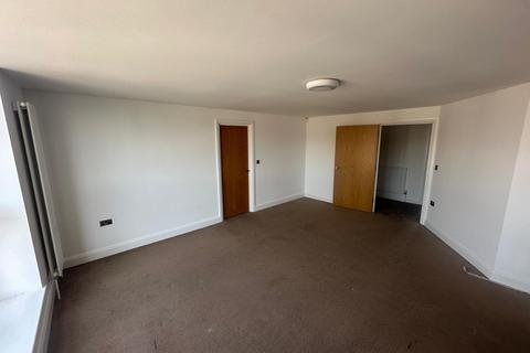 3 bedroom flat to rent, Wilson Gardens, Harrow HA1