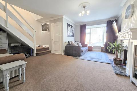 3 bedroom property for sale, Steeplefield, Leigh-on-Sea, Essex, SS9