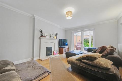 4 bedroom detached house for sale, Mulberry Gardens, Shenley