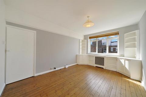 undefined, Ormonde Court, Upper Richmond Road, Putney
