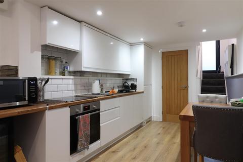 undefined, Wilton Road, Redhill