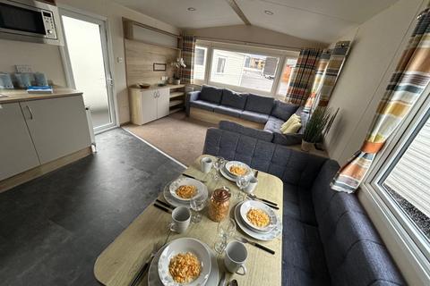 3 bedroom park home for sale, Birchington Vale Holiday Park