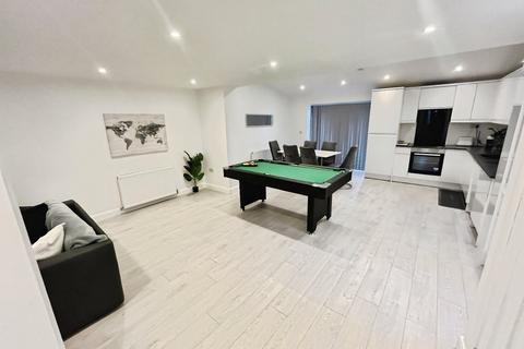 undefined, Tavistock Road, Greater Manchester M33