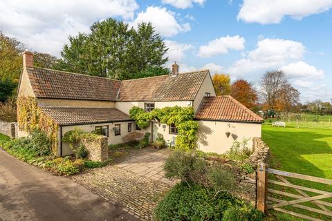undefined, Upper Castle Combe