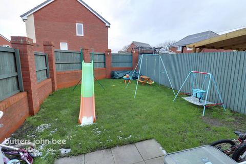 3 bedroom semi-detached house for sale, Middlewich CW10